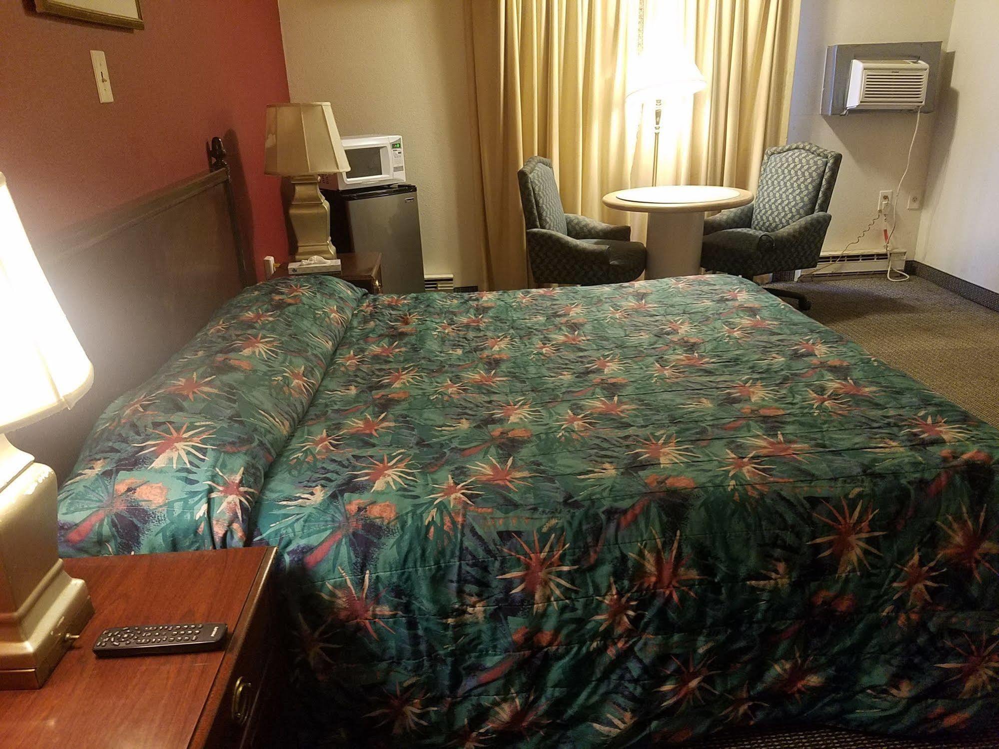 Maplehurst Motel Tunkhannock Eksteriør bilde