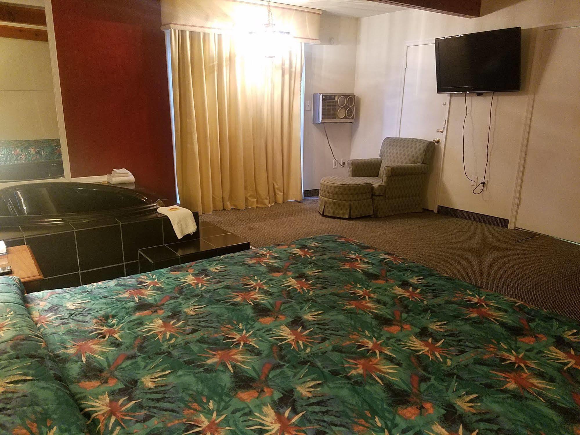 Maplehurst Motel Tunkhannock Eksteriør bilde