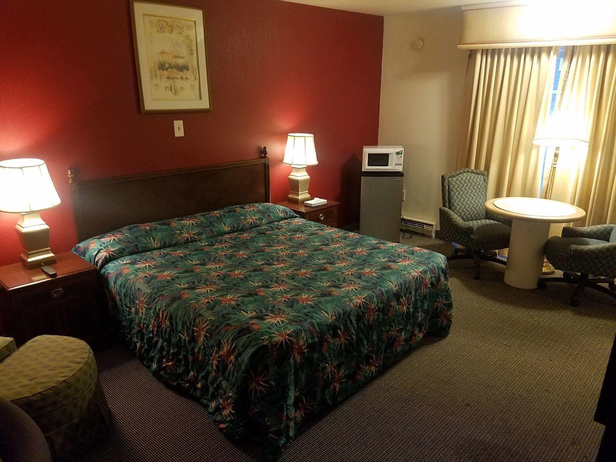 Maplehurst Motel Tunkhannock Eksteriør bilde